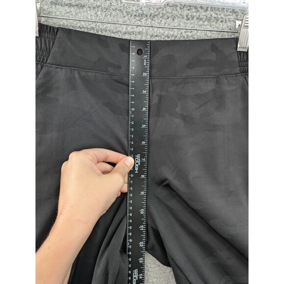 Athleta Brooklyn Lined Camo Joggers in Black Lux Camo Size 6 Style #985549 - Picture 13 of 14